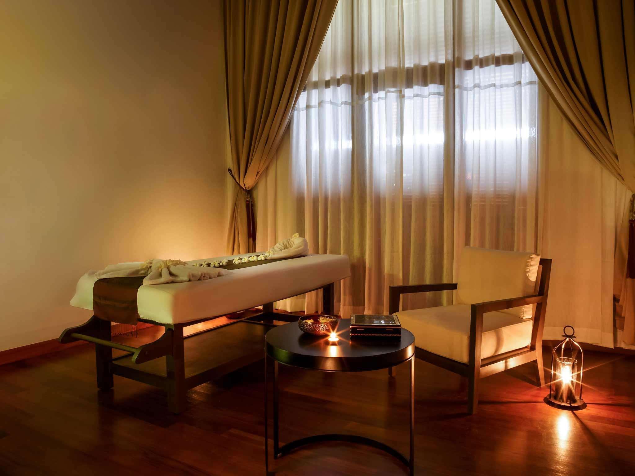 The Lake Garden Hotel Nay Pyi Taw - Mgallery Collection Naypyidaw Ngoại thất bức ảnh